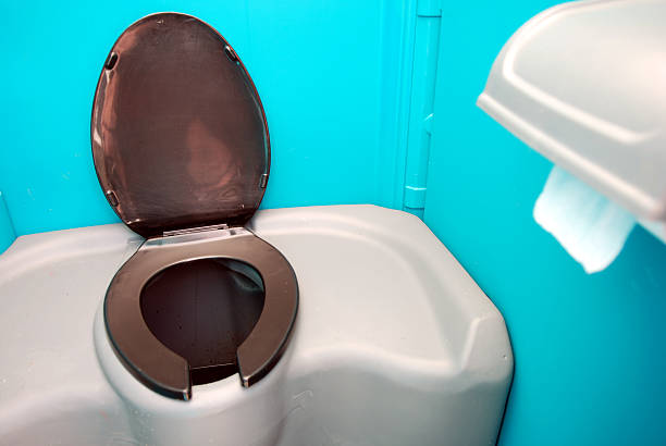 Best Portable restroom trailer rental  in Bristol, VA